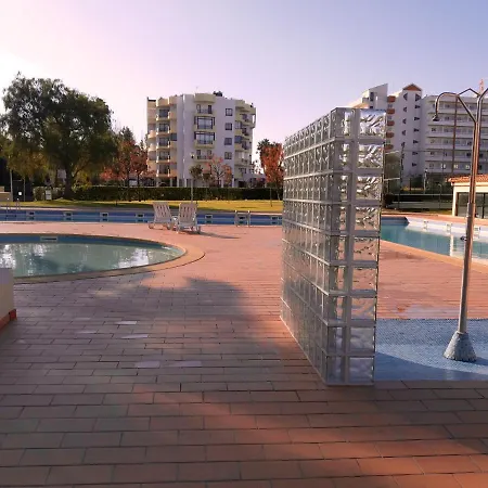 With 2 Bedrooms In With Wonderful Sea View Shared Pool Enclosed Garden 150 M From The Beach * بورتيماو